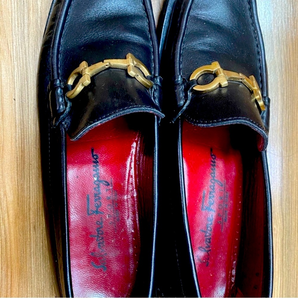 Women size 8 Salvatore Ferragamo Black and Red Loafers with Horsebit Detail